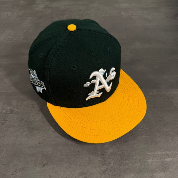 New Era Other - New Era Oakland Athletics Hat 7 1/4 Green Yellow Comic Cartoon Cloud Blue UV